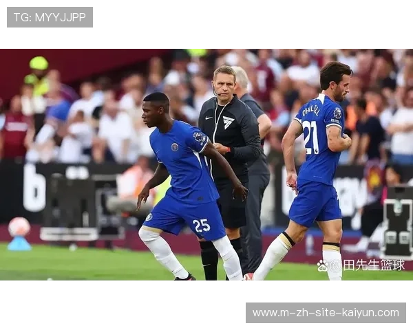 英超赛场战术博弈升级 教练团队数据分析支持决策